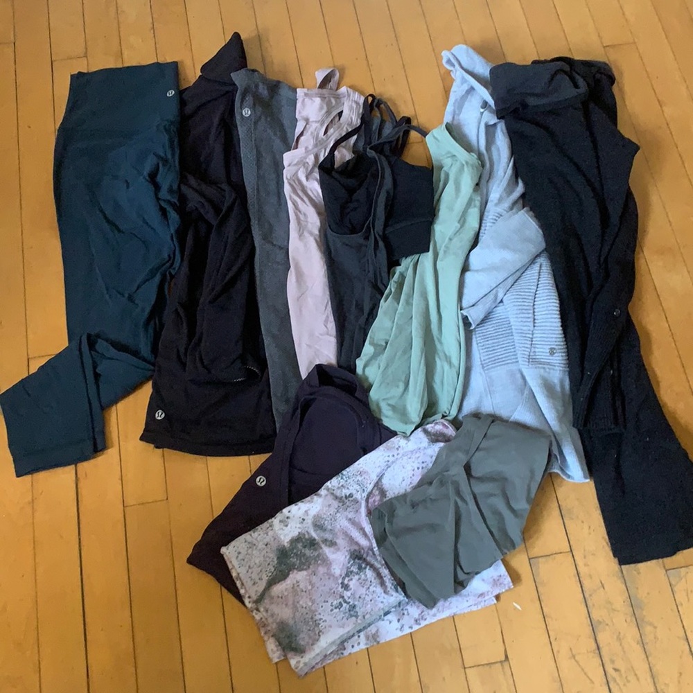 11 piece lulu lot